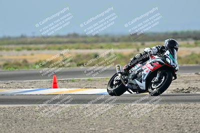 media/Apr-18-2025-TrackDaz (Fri) [[45f5874c44]]/B Group/Session 2 (Turn 7)/